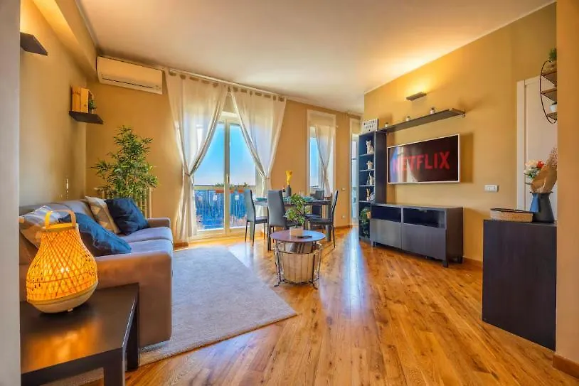 اتصالات Sunny & Updated Flat With Panoramic City View 50M From M4 Stop 